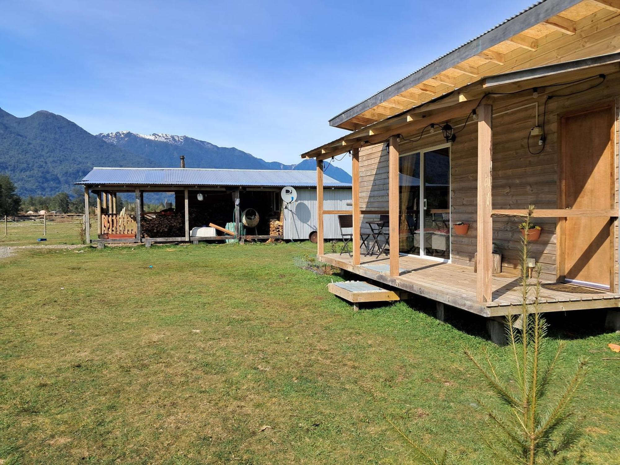 Cabana Del Campo Hornopirén Exterior foto